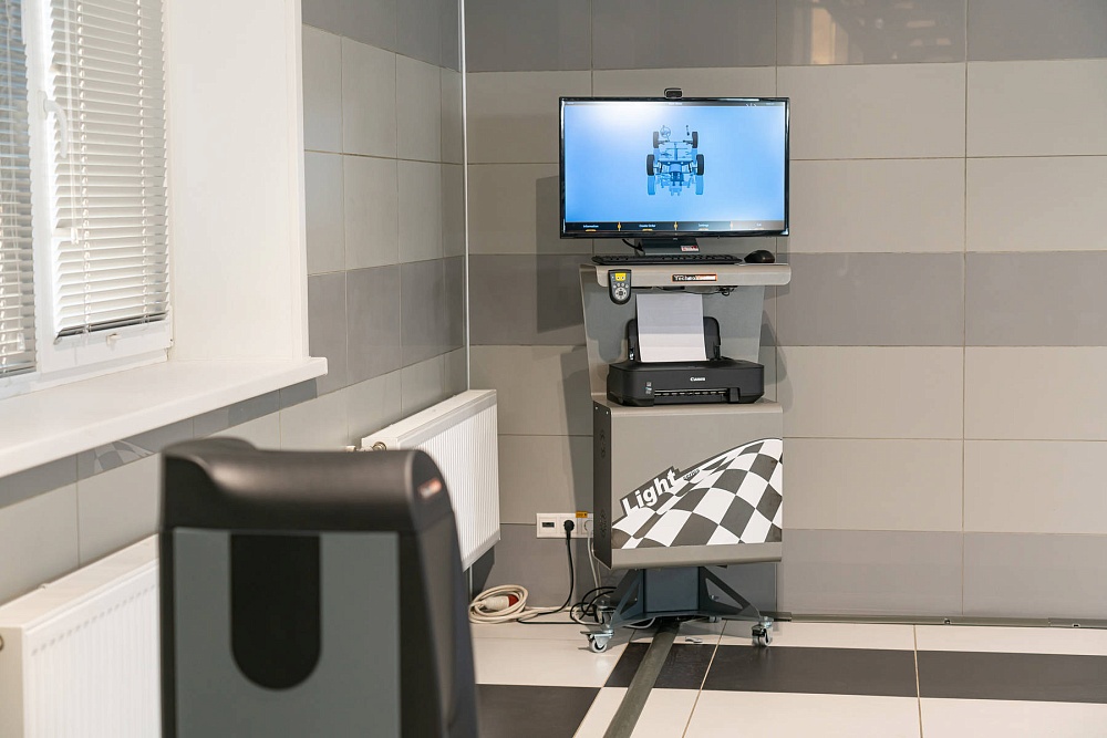 T 8102 VELOX Стенд развал схождения Техно Вектор 8