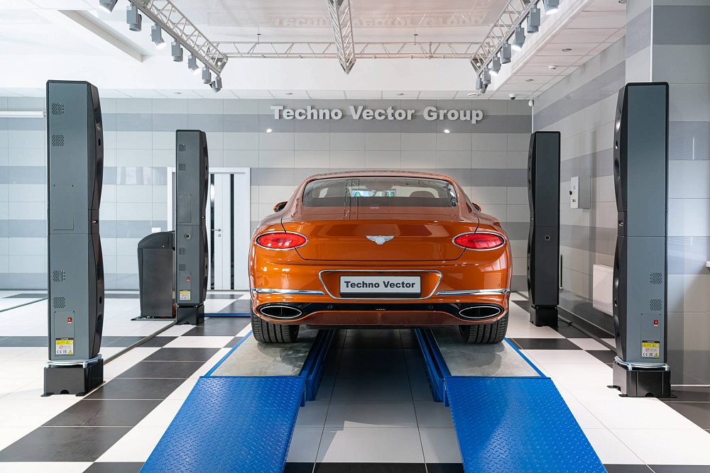 T 8218 Стенд развал схождения Техно Вектор 8 SMARTLIGHT