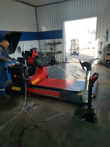 Шиномонтажный станок CORGHI HD 1400E Evolution